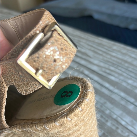 Kenneth Cole New York Cream Wedges with High Heel and Peep-Toe Design - Picture 3 of 7